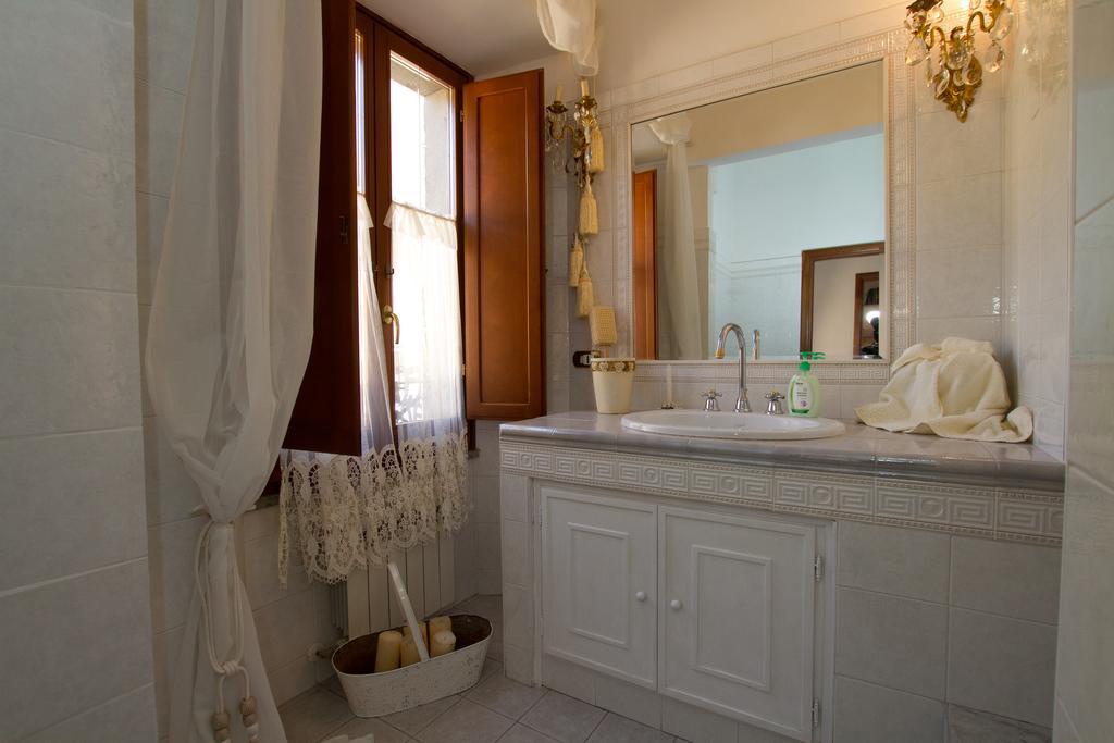 La Casa Di Milady Bed & Breakfast Genzano di Roma Room photo